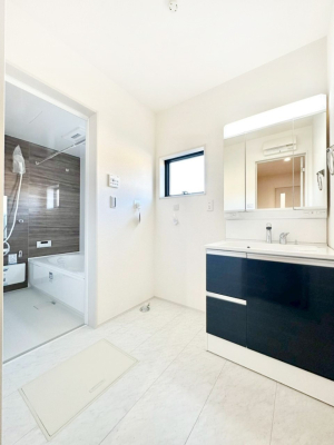 ̑ 邢ʏ͖̐gxxyłႢłB    