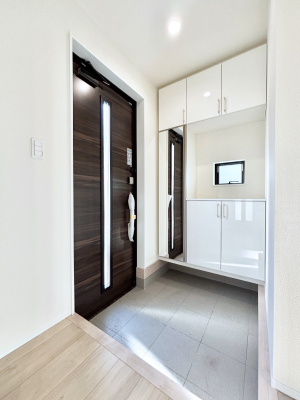 ���� ����I�𗘗p���āA���z�������������q�l�������ĂȂ��ł��܂��B