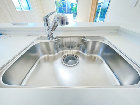 ̑ LXƂVNł₨M􂢂NNKɁI