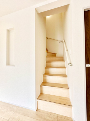 ̑ Ki͎肷tȂ̂ŏȂq܂₲̕Sł