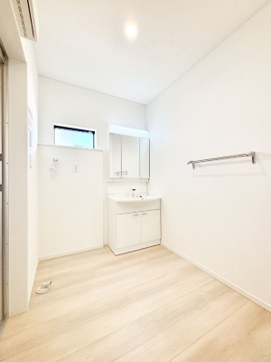 ���̑� �g�x�x���X���[�Y�ɂ����Ȃ���E�ߏ�B  