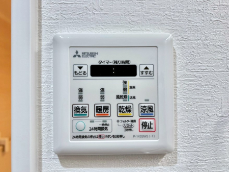 ̑ g[C@tȂ̂ŁAVĈSI