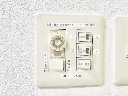 ̑ g[C@tȂ̂ŁAVĈSI