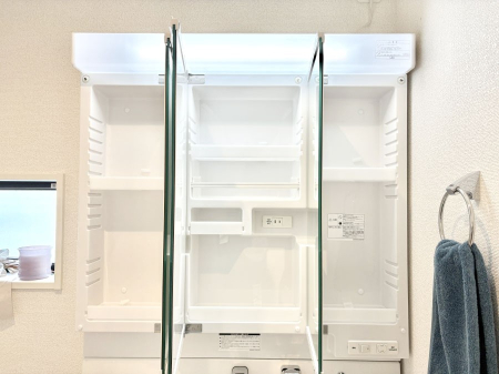 ̑ Oʋ̗ɁAϕiqpiȂǂ[\Bʑƕۂ܂I