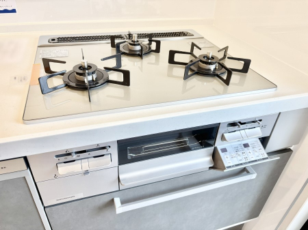 ̑ KXR͂rZT[ځBΗ͒߂łtEYhł܂B