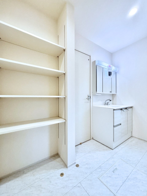 ̑ ̂KԂłB̐gxxCǂg܂B 