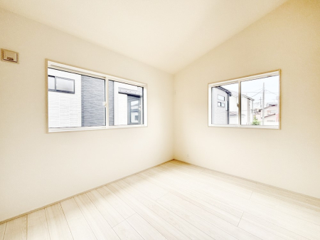 q Qʍ̌ŋC悭R̂łql̂ɂsb^