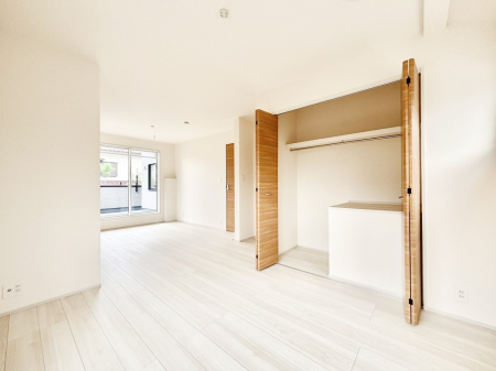 ̑ ͂Qɂ邱Ƃł܂ˁBNɂȂ疲̌Ƀ`FWI