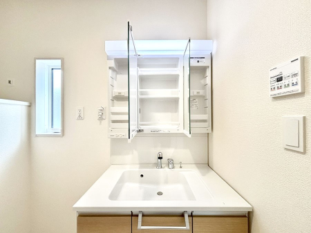 ̑ Oʋ̗ɁAϕiqpiȂǂ[\Bʑƕۂ܂I