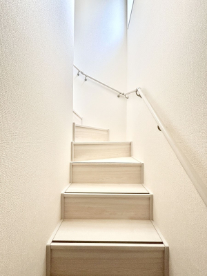 ̑ Ki͎肷tȂ̂ŏȂq܂₲̕Sł  