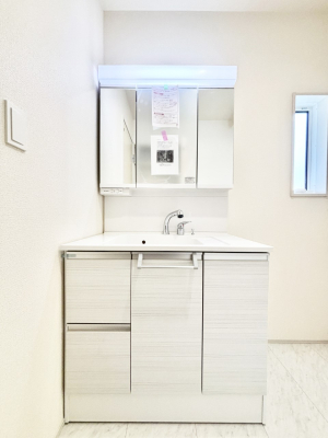 ʑEʏ [͂Ƌ@\ɗDꂽʉϑ