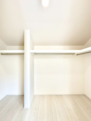 ̑ EH[NCN[[bgtŐԂLpł܂B