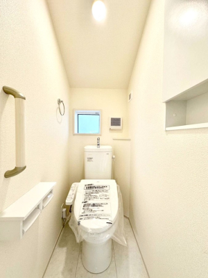 gC gC1K2KꂼɔzuĂĂƂĂ֗łB 