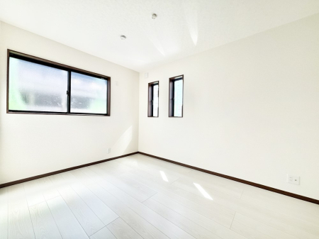 q Qʍ̌ŋC悭R̂łql̂ɂsb^