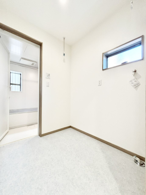 ̑ EߏꂪƗĂ̂ōLXg܂