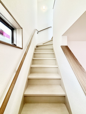 ̑ Ki͎肷tȂ̂ŏȂq܂₲̕Sł