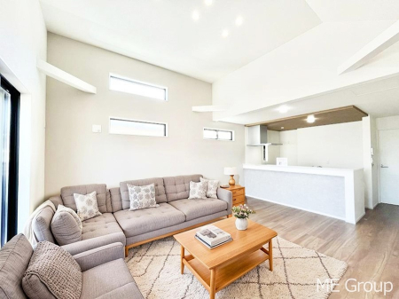 rO ͋Ĉkcj͉Ƒ݂Ȃ̉KԁƋCGł