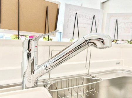 ̑ łȂB̐ŐƏ򐅂gB