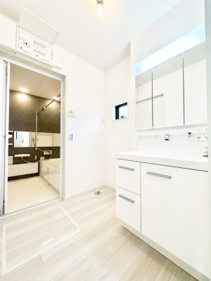 ̑ ̂KԂłB̐gxxCǂg܂B 