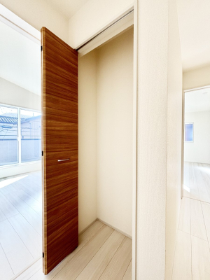 ���[ �|���p��␶���G�݂̕ۊǂɕ֗��ȘL�����[