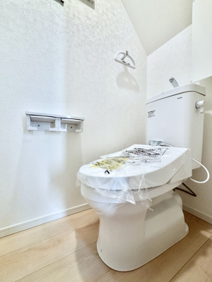 gC gC1K2KꂼɔzuĂĂƂĂ֗łB 