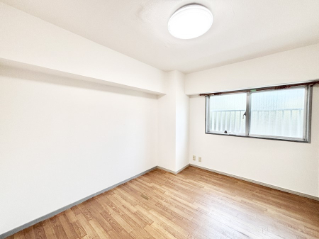 ���̑����� �u�₩�ȓ��������������S�̂�D������ݍ���ł���܂�