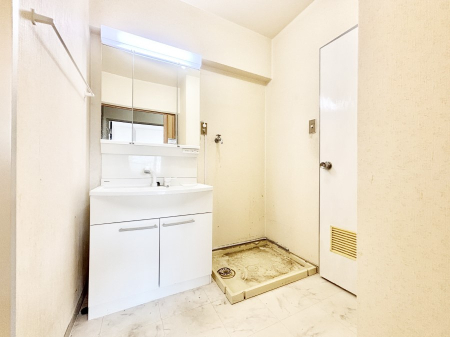 ���ʑ�E���ʏ� ������������ʉ��ώ��Œ��̐g�x�x�����K