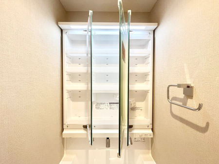 ̑ Oʋ̗ɁAϕiqpiȂǂ[\Bʑƕۂ܂I