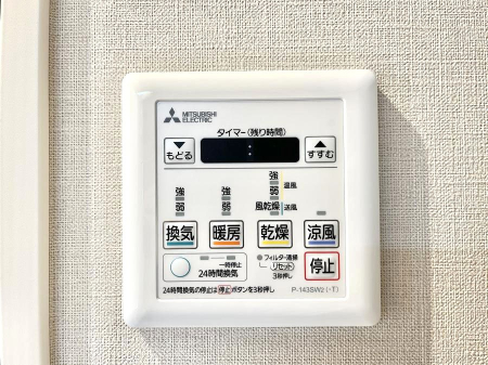 ̑ g[C@tȂ̂ŁAVĈSI