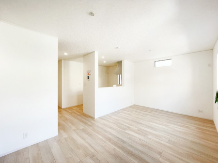 ���r���O �Z�ޕ��̌��������o�����A�C���e���A���l����̂��y���݂ȃ��r���O�ł��I 