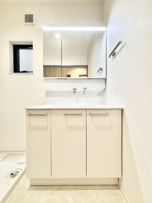 ʑEʏ [͂Ƌ@\ɗDꂽʉϑ