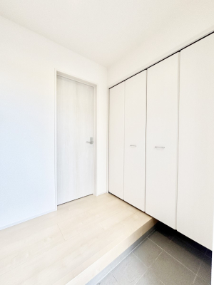 ���̑����� TV���j�^�[�t�C���^�[�t�H�����t���Ă��ăZ�L�����e�B�[��