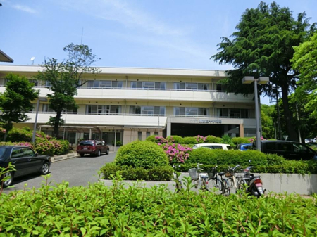 周辺環境 病院 2796m 社会福祉法人白十字会東京白十字病院