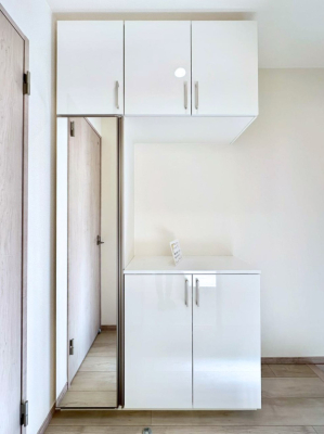 ���� ���ʔ��͂��Ƒ��̎ʐ^��G�߂̃C���e���A�ŏ���I�Ƃ��ĉ��o�ł��܂�