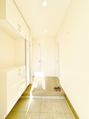 ���� ����I�𗘗p���āA���z�������������q�l�������ĂȂ��ł��܂��B