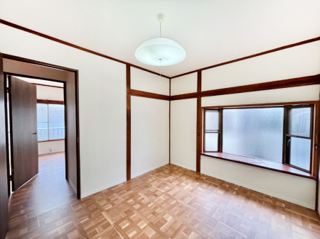 Q g₷`ŃxbgƋ̒uɂ邱Ƃ܂B   