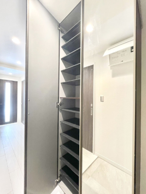 ���̑����� �����Ղ���[�ł���V���[�Y�{�b�N�X�ŉƑ��S���̌C���A���ւ�������B  