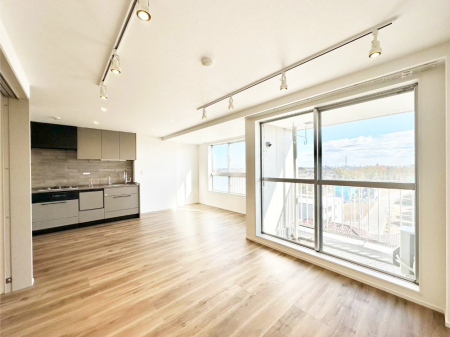 rO Ƒ̓₩Șbŕ܂閾邢rO