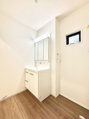 ���ʑ�E���ʏ� ���邢���ʏ��͖����̐g�x�x���y�����ł����Ⴂ�����ł��B