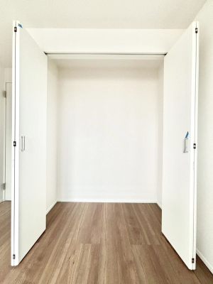 ���[ �����Ղ�̎��[�X�y�[�X�ŉ��K�ɕ�点���� 