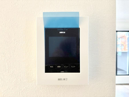 ���̑����� TV���j�^�[�t�C���^�[�t�H�����t���Ă��ăZ�L�����e�B�[��