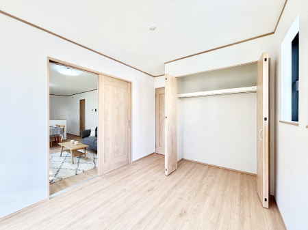 ���̑����� ���r���O�אڂ̗m���͌��Ƃ��Ă����p�ł��܂�