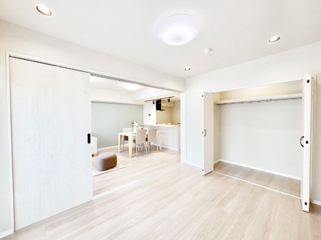 ̑ rOɗאڂmB˂JƃrOƌqe̋ԂɕϐgI