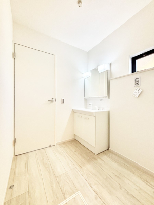 ���̑� �L�X�Ƃ�Ƃ�̂��郉���h���[�X�y�[�X