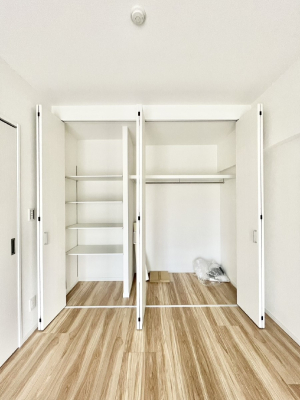 ���[ �m���N���[�[�b�g�B���s��������̂Ō���̈ߗނ�����������[�ł��܂��B