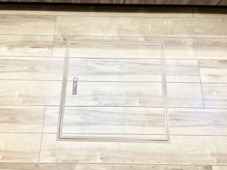 ̑ [tIpiEpi̎[ɂ劈B