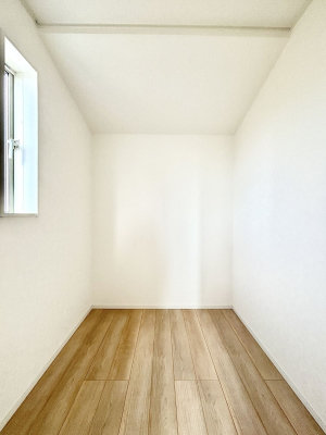 ���̑� �E�H�[�N�C���N���[�[�b�g�t���Ő�����Ԃ��L�����p�ł��܂��B