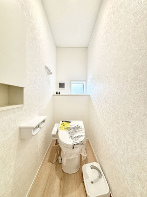 �g�C�� �g�C����1�K��2�K���ꂼ��ɔz�u����Ă��ĂƂĂ��֗��ł��B 