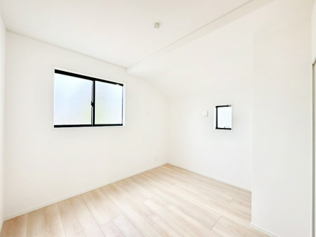 q Qʍ̌ŋC悭R̂łql̂ɂsb^