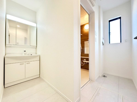 ���̑� �L�X�Ƃ�Ƃ�̂��郉���h���[�X�y�[�X�@